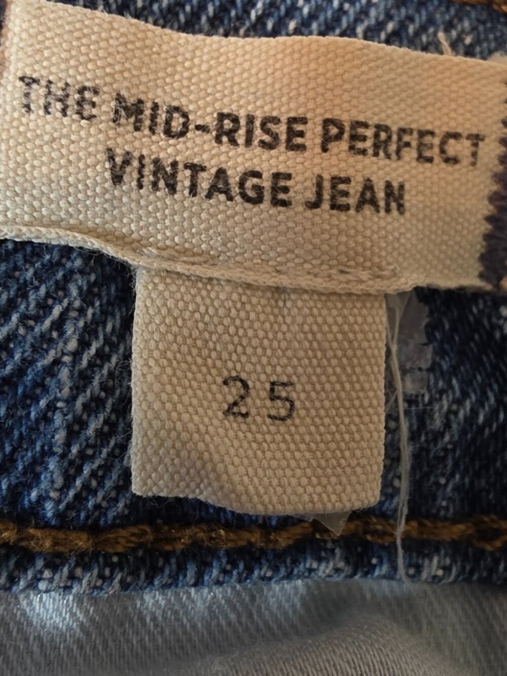 Madewell "The Perfect Vintage" Mid-Rise, Distressed Women's Jean, Size 25 - Picture 9 of 11